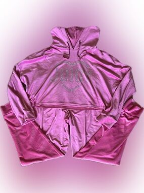 Pink Juicy Couture Velvet Lounge Tracksuit Set with Cropped Hoodie and Joggers🩷